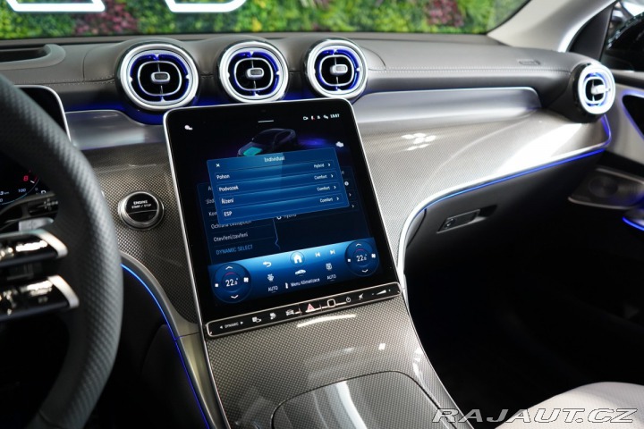 Mercedes-Benz GLC 400e*4M*COUPE*AMG*TAŽNÉ*3 2025