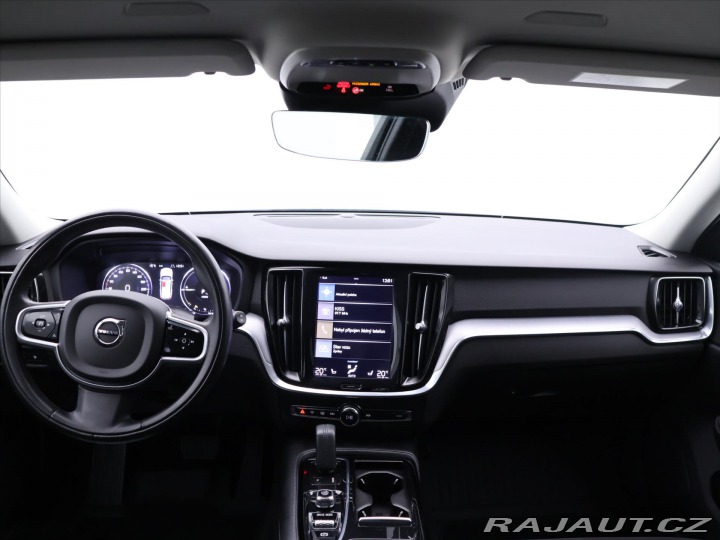 Volvo V60 2,0 B5 AWD Momentum Pro A 2020