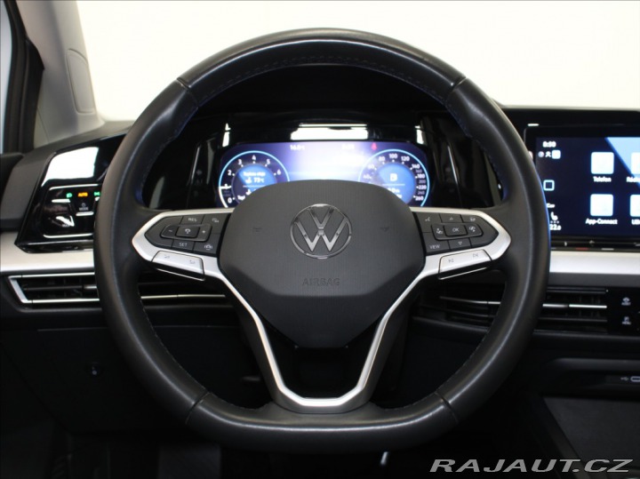 Volkswagen Golf 1,0 TSi 81kW Life Var.128 2023