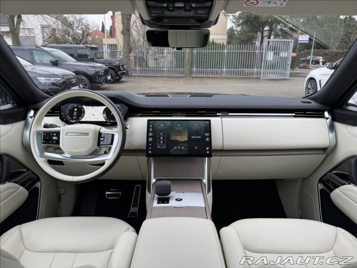 Land Rover Range Rover D350 HSE záruka ČR 2025