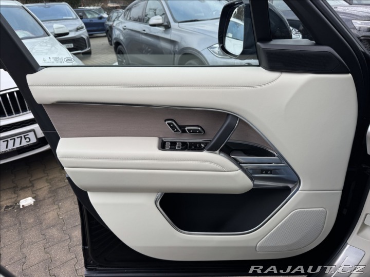Land Rover Range Rover D350 HSE záruka ČR 2025