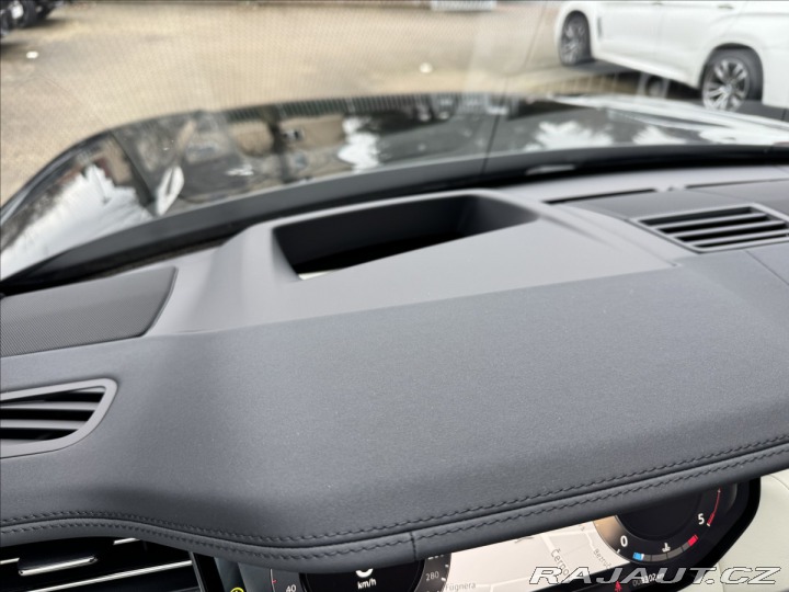 Land Rover Range Rover D350 HSE záruka ČR 2025