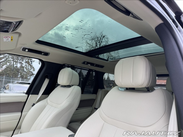Land Rover Range Rover D350 HSE záruka ČR 2025