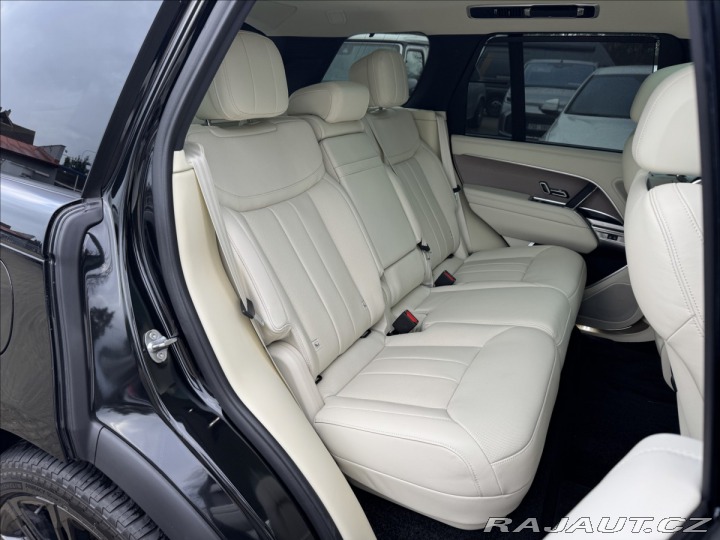 Land Rover Range Rover D350 HSE záruka ČR 2025