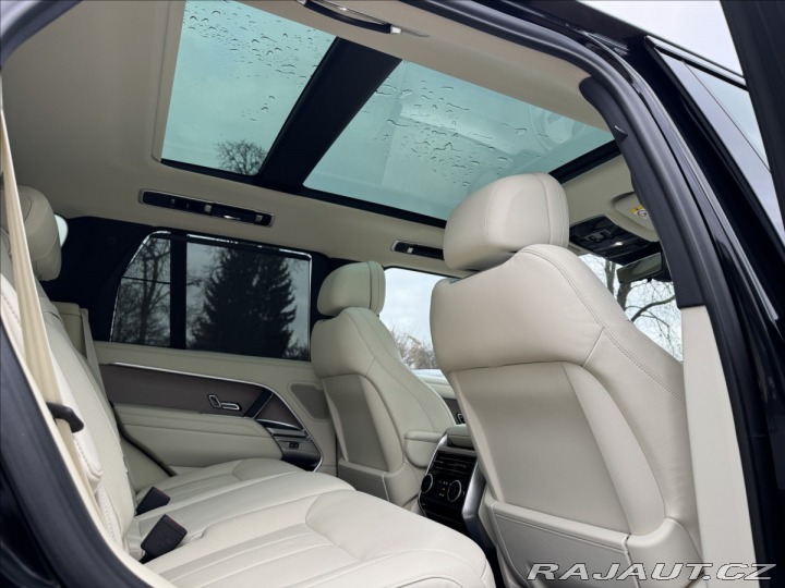 Land Rover Range Rover D350 HSE záruka ČR 2025