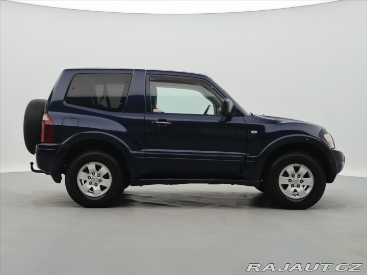 Mitsubishi Pajero 3,2 118kW aut. tažné klim 2004
