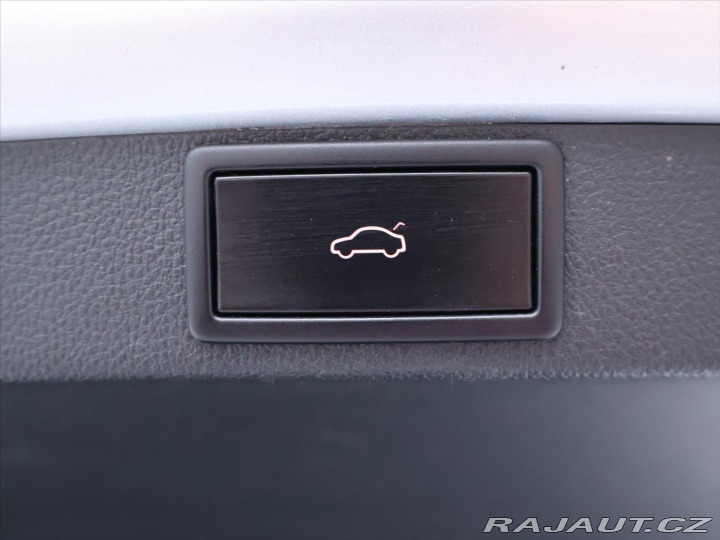 Škoda Octavia 2,0 TDI 110kW DSG Style L 2020