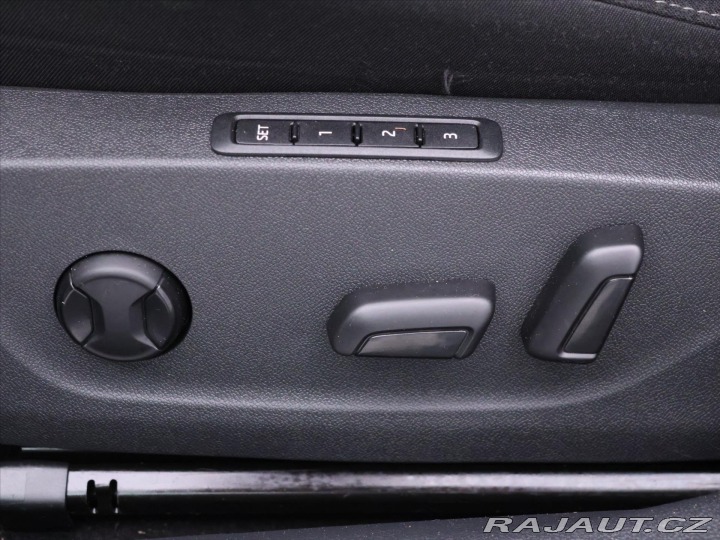 Škoda Octavia 2,0 TDI 110kW DSG Style L 2020