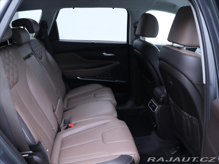 Hyundai Santa Fe 2,2 CRDI 142kW Style 4x4 2022