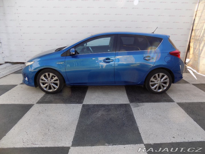 Toyota Auris 1.8i/Hybrid/Pano/NAVI/ 2014