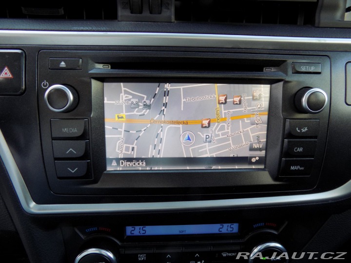 Toyota Auris 1.8i/Hybrid/Pano/NAVI/ 2014