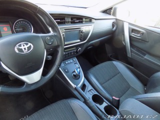 Toyota Auris 1.8i/Hybrid/Pano/NAVI/ 2014