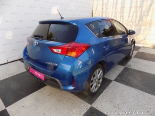 Toyota Auris 1.8i/Hybrid/Pano/NAVI/ 2014