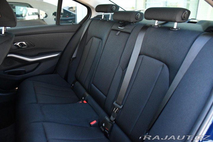 BMW 3 318d ČR 1M 2022