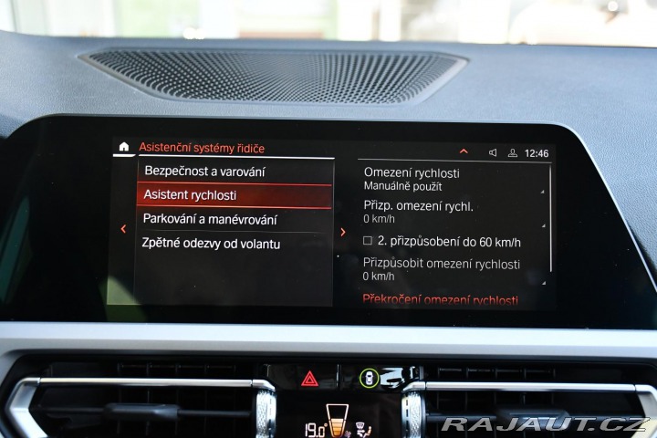 BMW 3 318d ČR 1M 2022