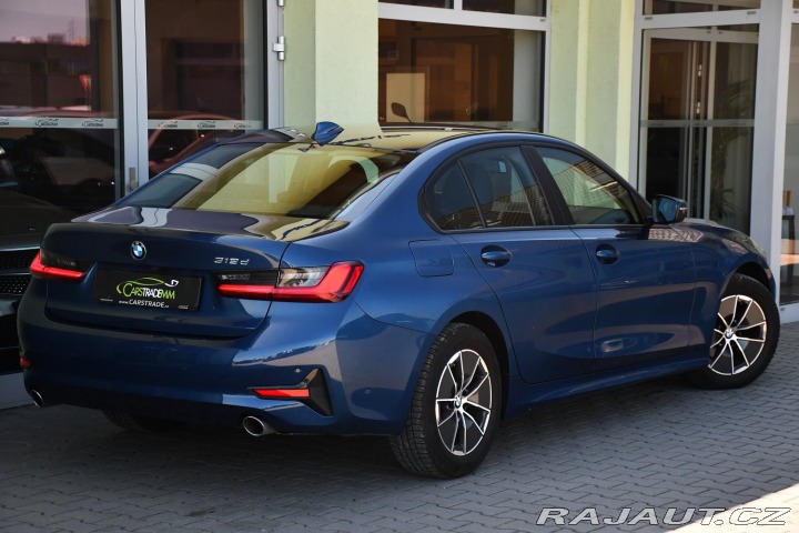 BMW 3 318d ČR 1M 2022