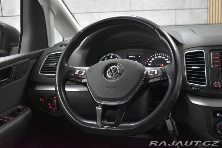 Volkswagen Sharan 1.4 TSI DSG REZERVACE 2021