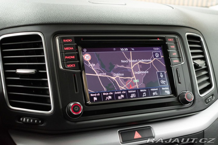 Volkswagen Sharan 1.4 TSI DSG REZERVACE 2021
