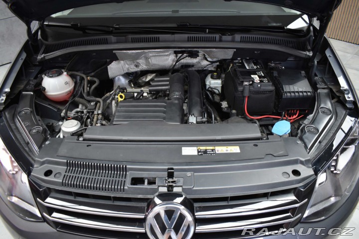 Volkswagen Sharan 1.4 TSI DSG REZERVACE 2021