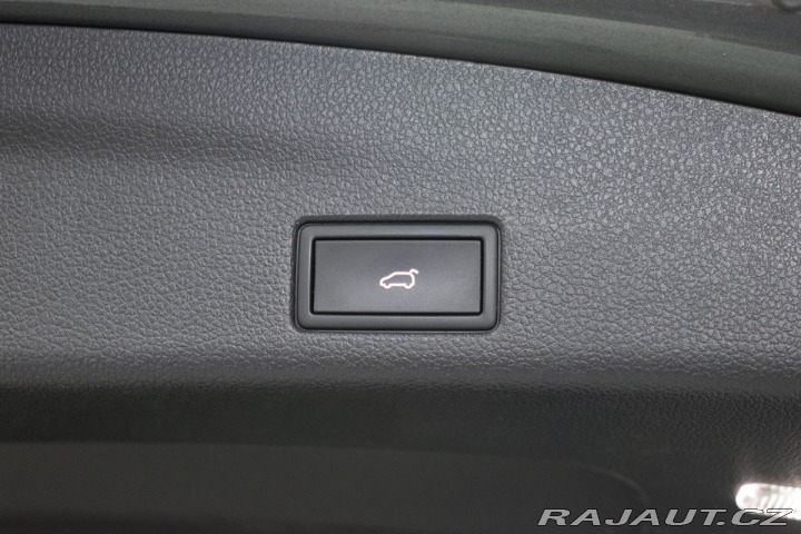 Volkswagen Sharan 1.4 TSI DSG REZERVACE 2021