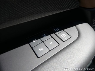 Land Rover Discovery 3,0 D350 35th Anniversary 2024