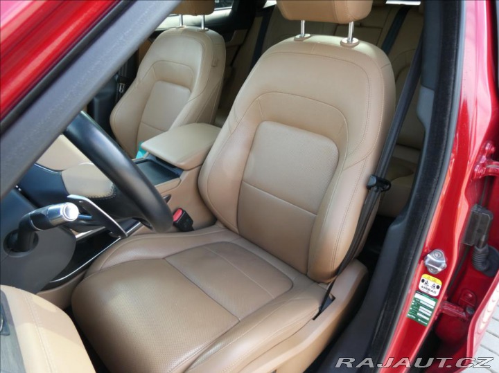 Jaguar F-Pace 2,0 D200 SE,1.maj,ČR,DPH, 2021