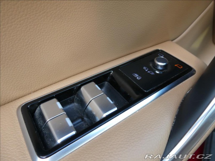 Jaguar F-Pace 2,0 D200 SE,1.maj,ČR,DPH, 2021