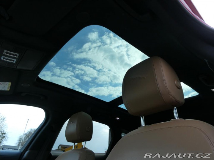 Jaguar F-Pace 2,0 D200 SE,1.maj,ČR,DPH, 2021