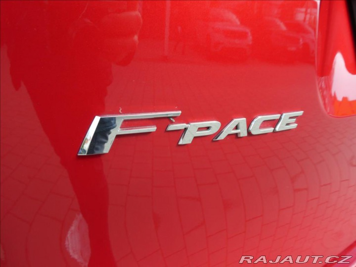 Jaguar F-Pace 2,0 D200 SE,1.maj,ČR,DPH, 2021