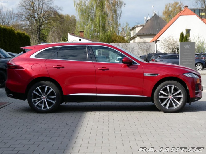 Jaguar F-Pace 2,0 D200 SE,1.maj,ČR,DPH, 2021