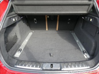 Jaguar F-Pace 2,0 D200 SE,1.maj,ČR,DPH, 2021