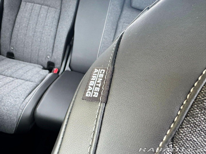 Honda Jazz 1.5 e:HEV ADVANCE SKLADEM 2026