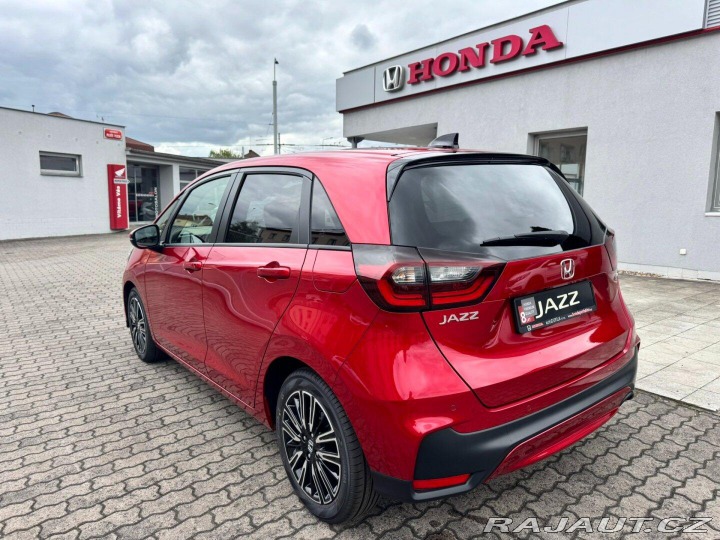 Honda Jazz 1.5 e:HEV ADVANCE SKLADEM 2026