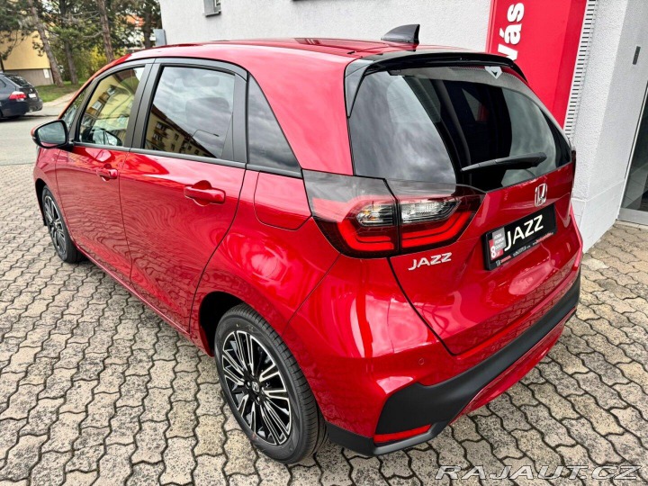 Honda Jazz 1.5 e:HEV ADVANCE SKLADEM 2026