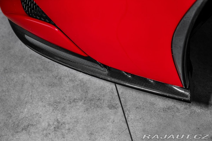 Ferrari SF90 Lift, karbon, metalíza 2024