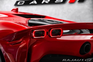 Ferrari SF90 Lift, karbon, metalíza 2024