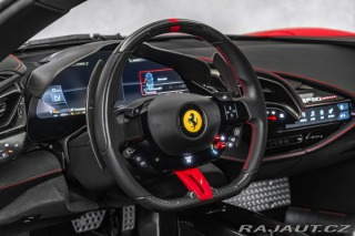 Ferrari SF90 Lift, karbon, metalíza 2024