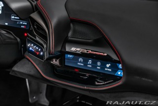 Ferrari SF90 Lift, karbon, metalíza 2024