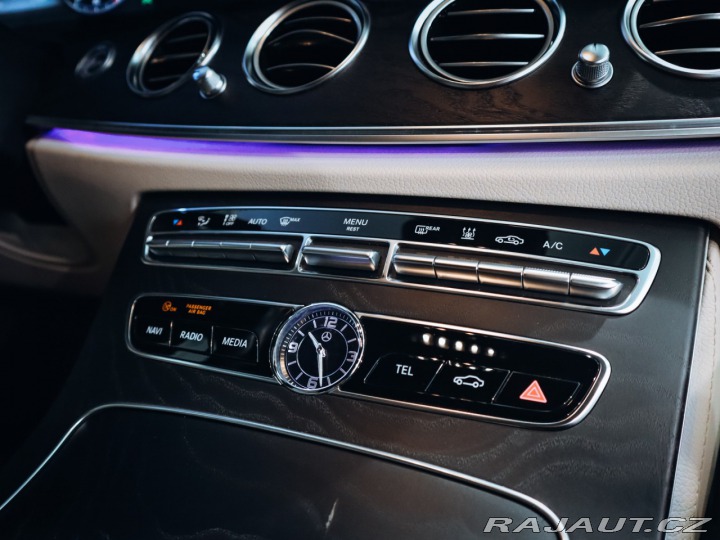 Mercedes-Benz E E 400d 4MATIC AMG - TOP 2019