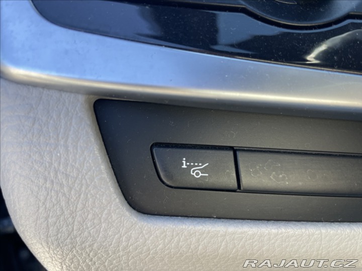 BMW 5 3,0 d 180kw Manuál Luxury 2010