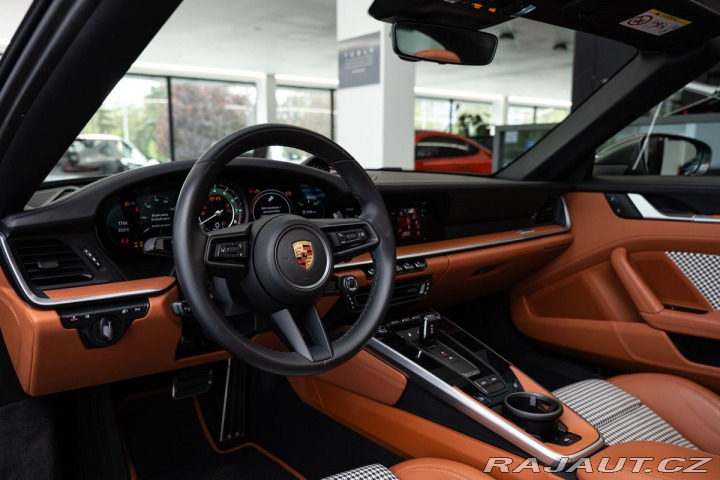 Porsche 911 (992) Targa 4 /Heritage D 2023