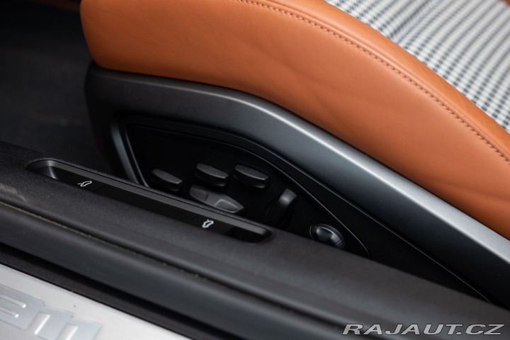 Porsche 911 (992) Targa 4 /Heritage D 2023