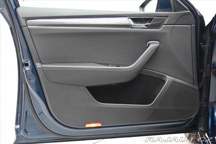 Škoda Superb 2,0 TDI 110kW DSG Style Z 2022