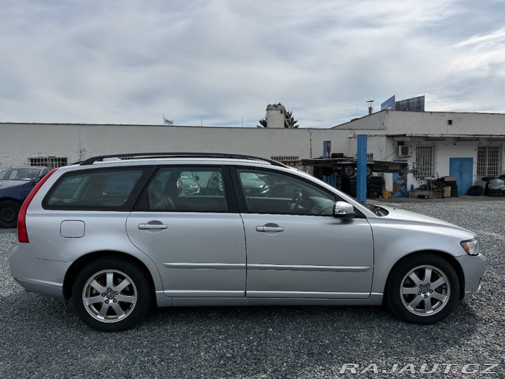 Volvo V50 2.4 D5 132Kw Manuál Bez k 2009