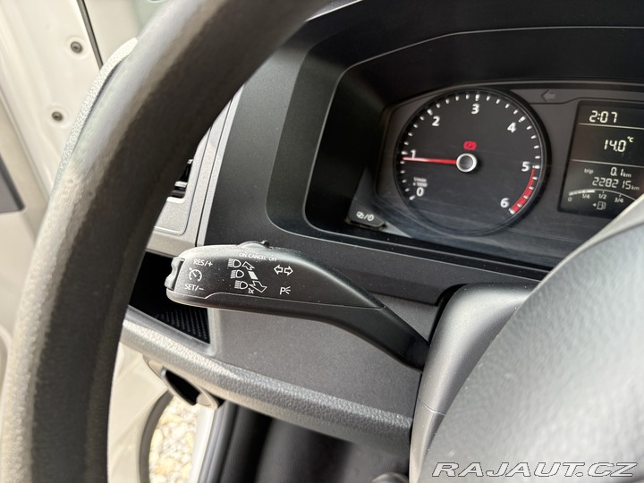 Volkswagen Transporter 2.0TDi 8míst 2020