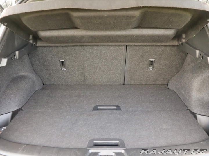 Nissan Qashqai 1,2 DiG-T 85 kW Panorama 2014