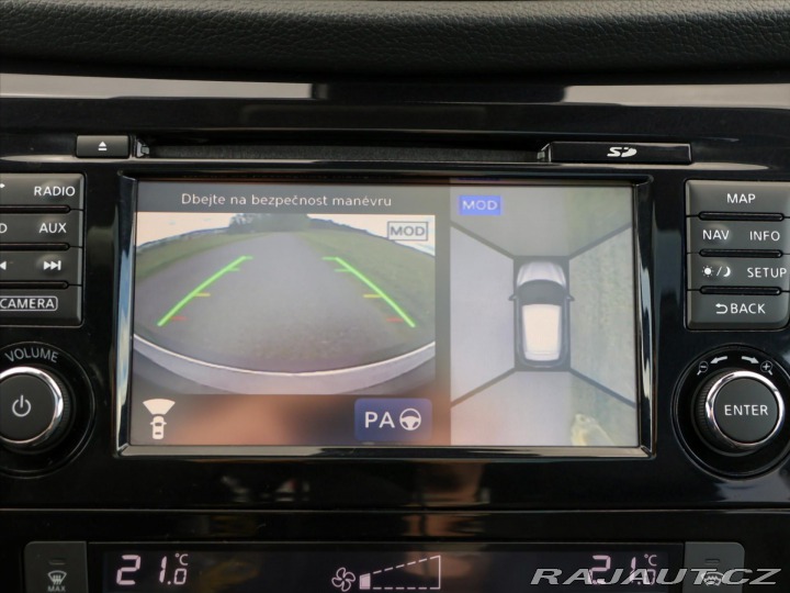 Nissan Qashqai 1,2 DiG-T 85 kW Panorama 2014