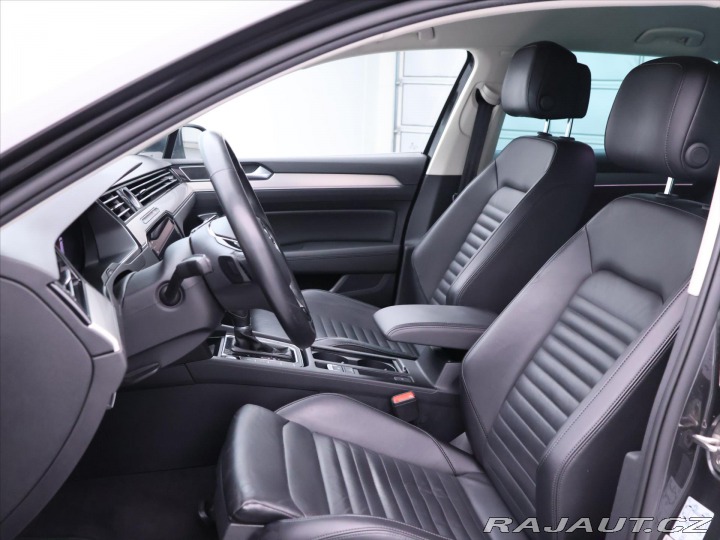Volkswagen Passat 2,0 TDI 176 kW LED 4X4 CZ 2018
