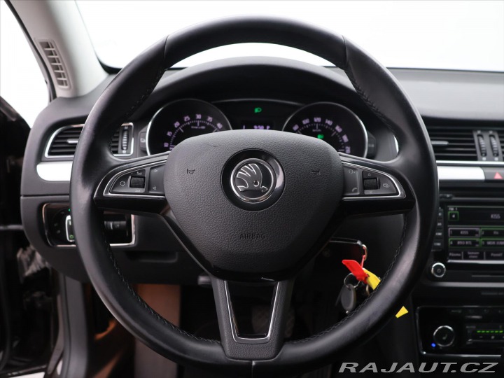 Škoda Superb 2,0 TDI 125kW DSG Eleganc 2014