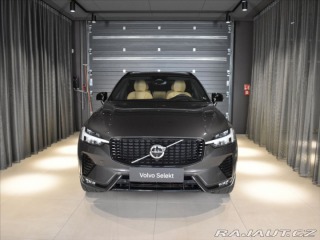 Volvo XC60 2,0 B4 AWD Ultimate tažné 2023